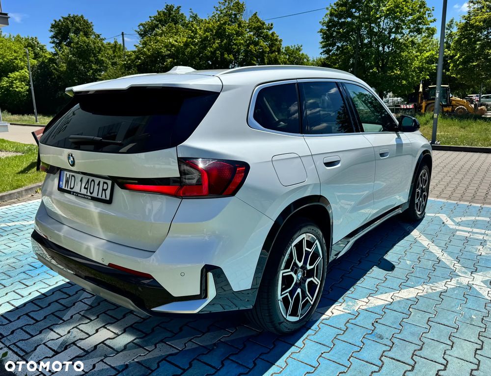 BMW X1 sDrive18i xLine - 11