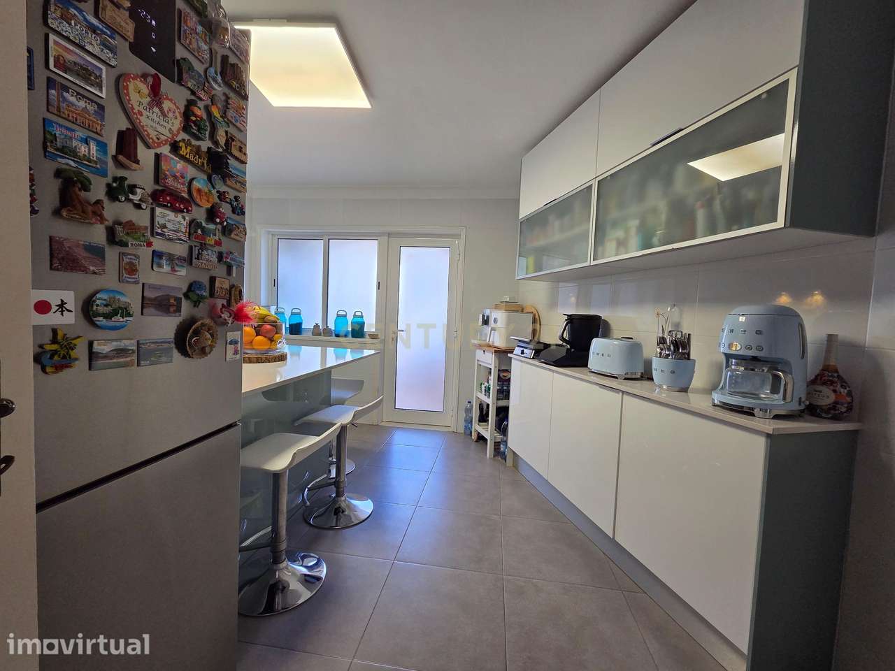 Apartamento T2 | Varanda | Remodelado | Garagem Individual | Centro de - Grande imagem: 5/28