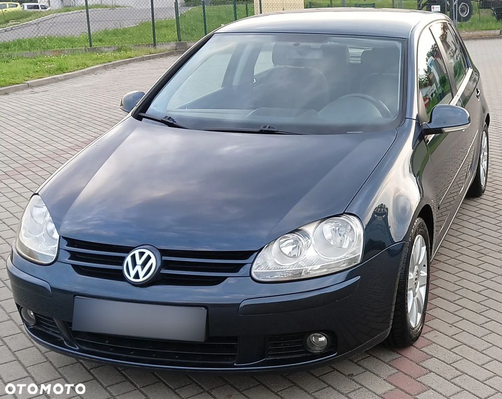 Volkswagen Golf - 1