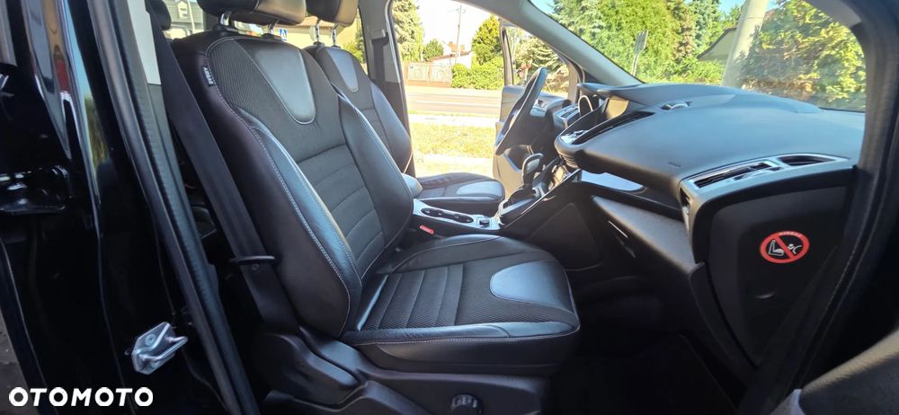 Ford Kuga 2.0 TDCi 4x4 Titanium - 34