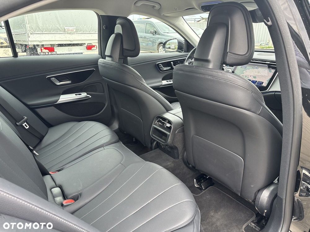 Mercedes-Benz Klasa E 200 d mHEV Avantgarde 9G-Tronic - 21
