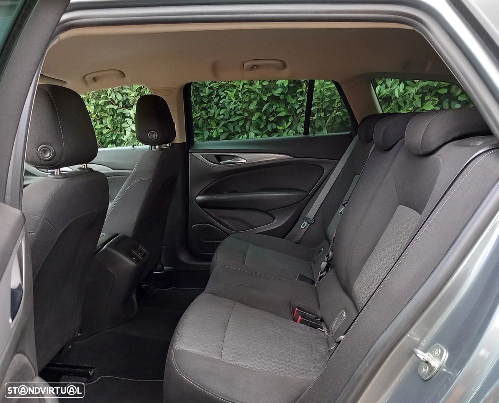 Opel Insignia Sports Tourer 1.6 CDTi Business Edition - 9
