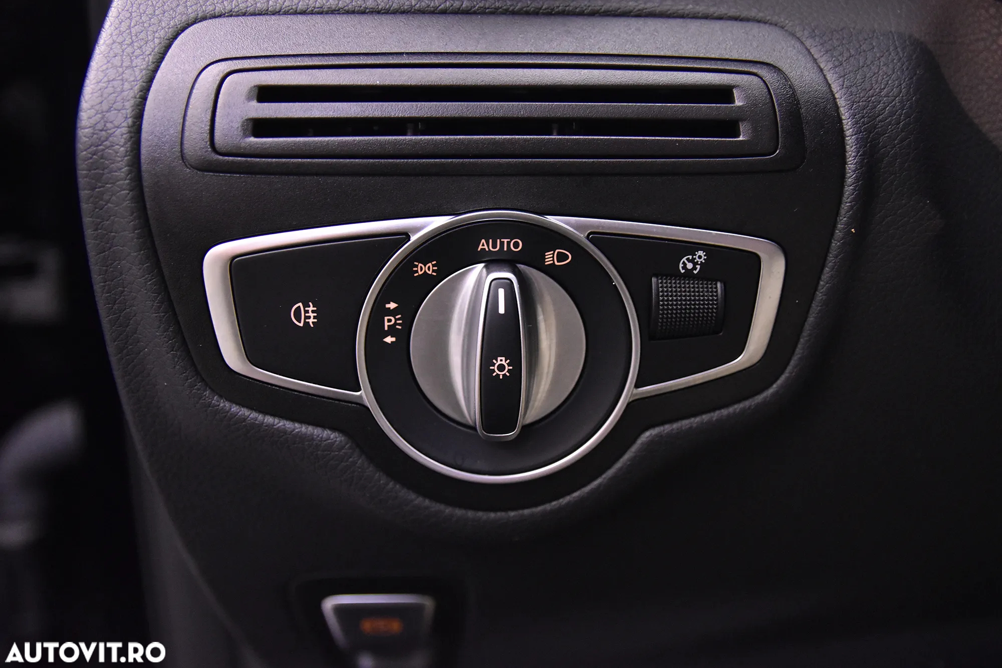 Mercedes-Benz GLC 220 d 4MATIC - 15