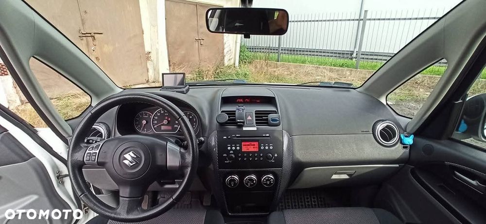 Suzuki SX4 - 5