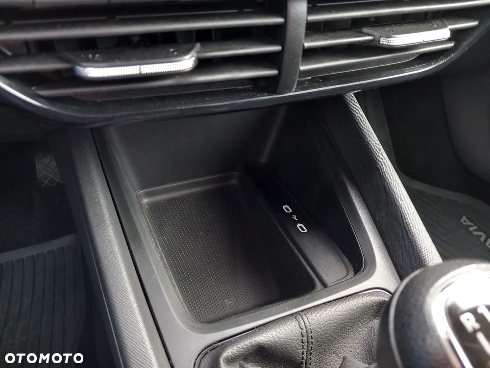 Skoda Octavia 1.0 TSI Active - 30