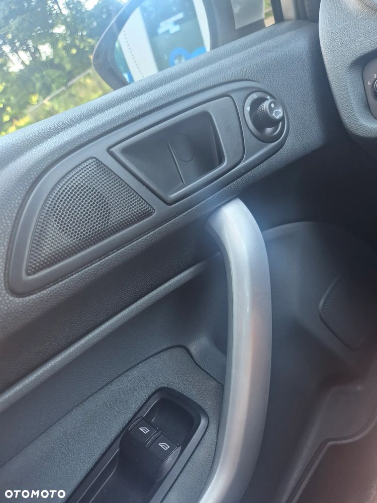 Ford Fiesta 1.4 Gold X - 11