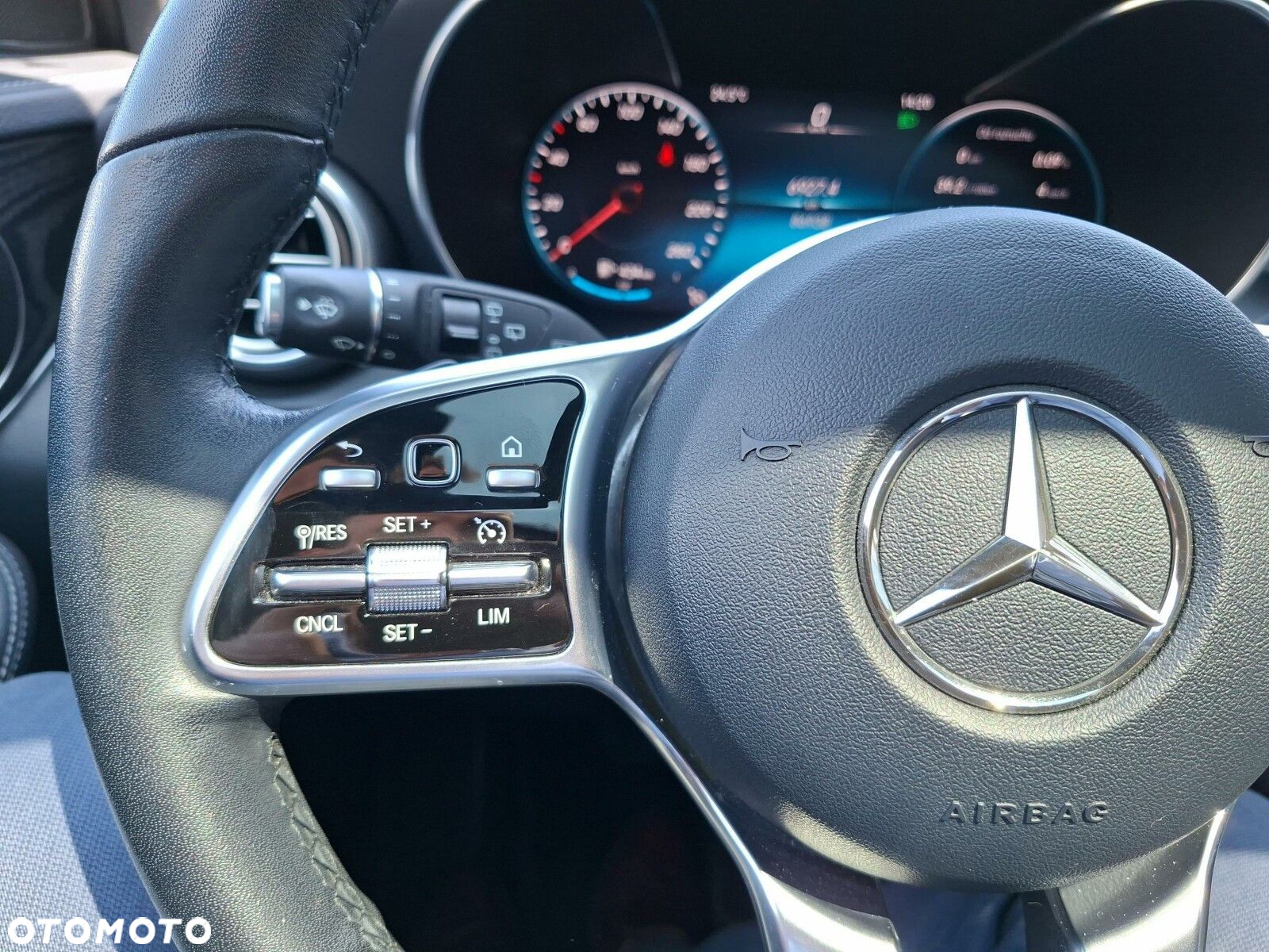 Mercedes-Benz GLC 220 d 4-Matic - 18