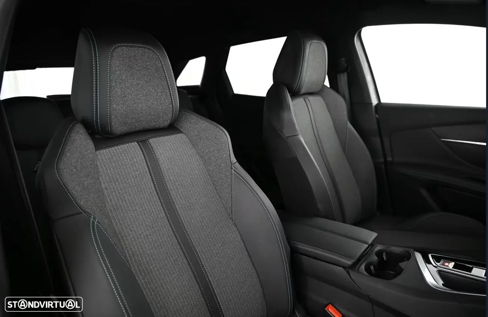 Peugeot 3008 225 e-EAT8 Allure Pack - 17