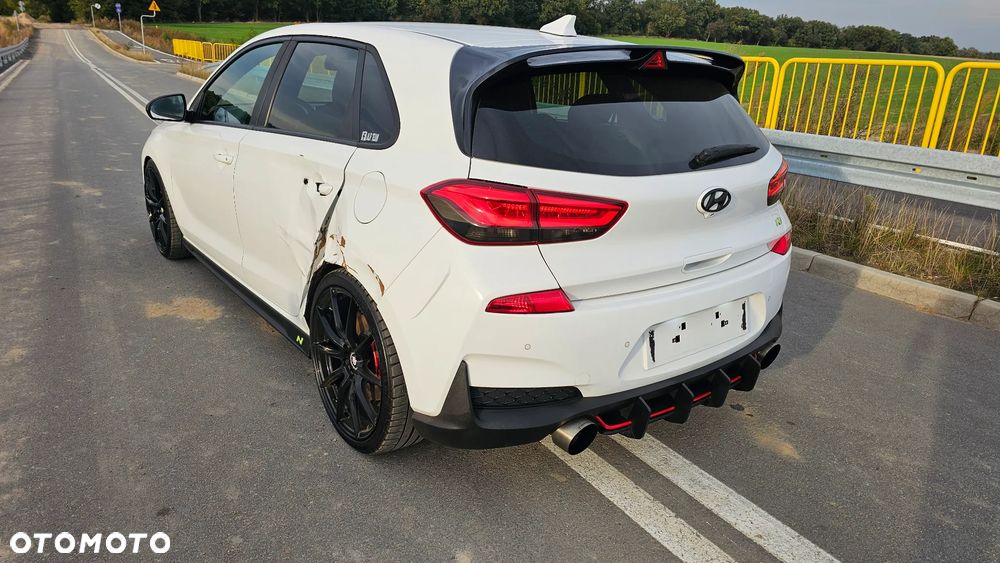 Hyundai i30 N 2.0 T-GDI - 9