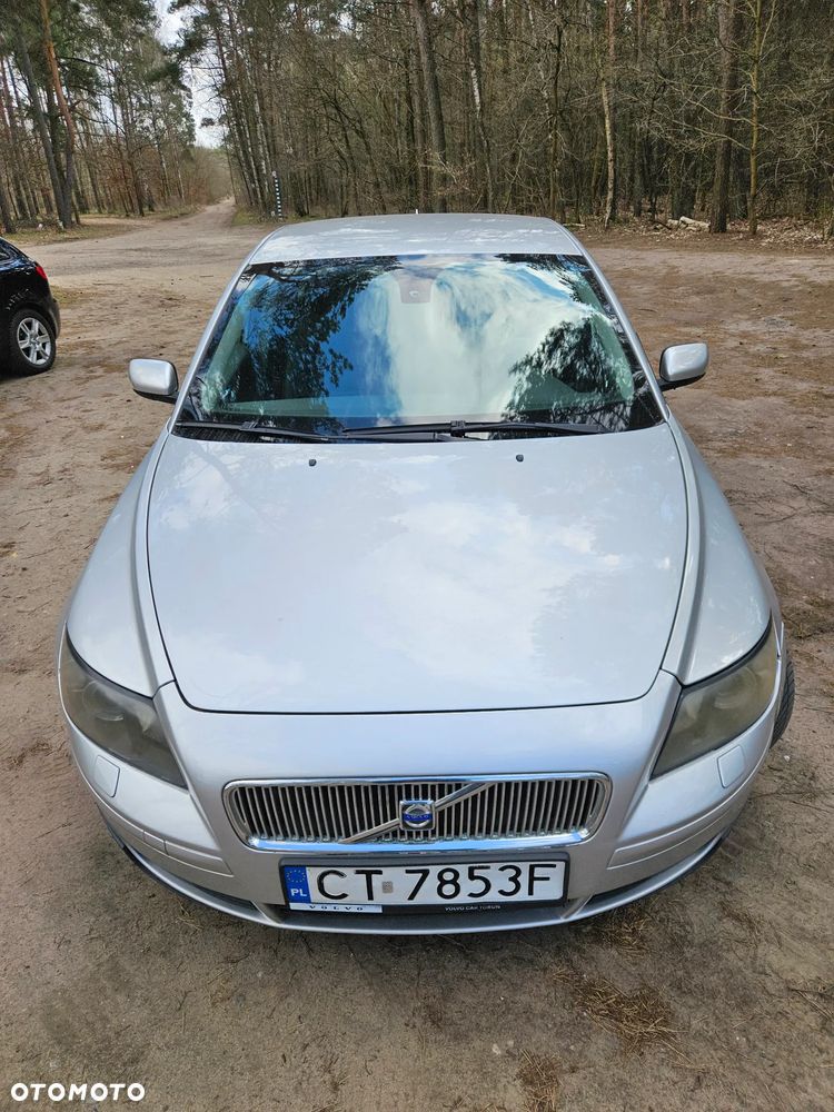Volvo S40 2.0D DPF Momentum - 1