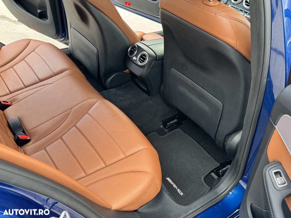 Mercedes-Benz C 300 9G-TRONIC AMG Line - 30