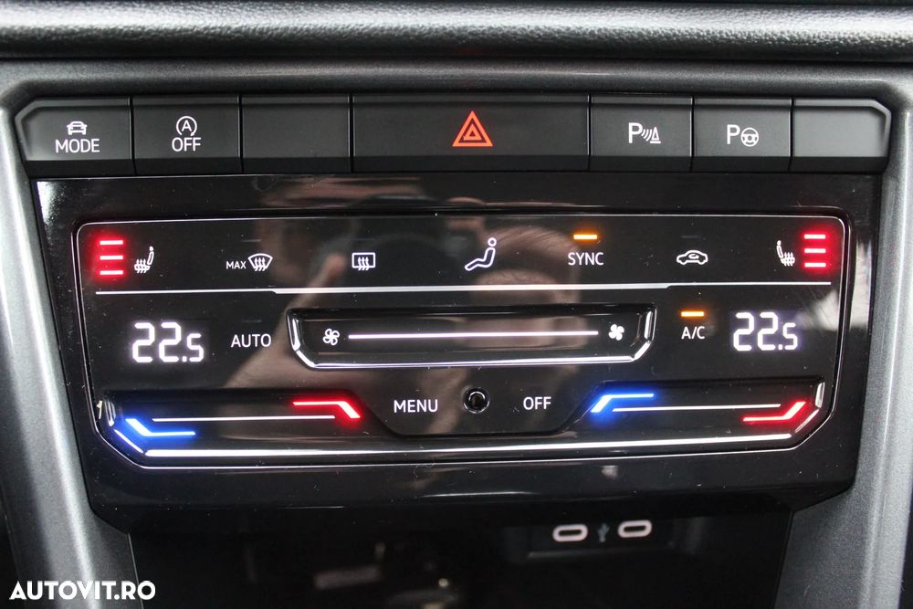 Volkswagen T-Roc 1.5 TSI OPF DSG Style - 23