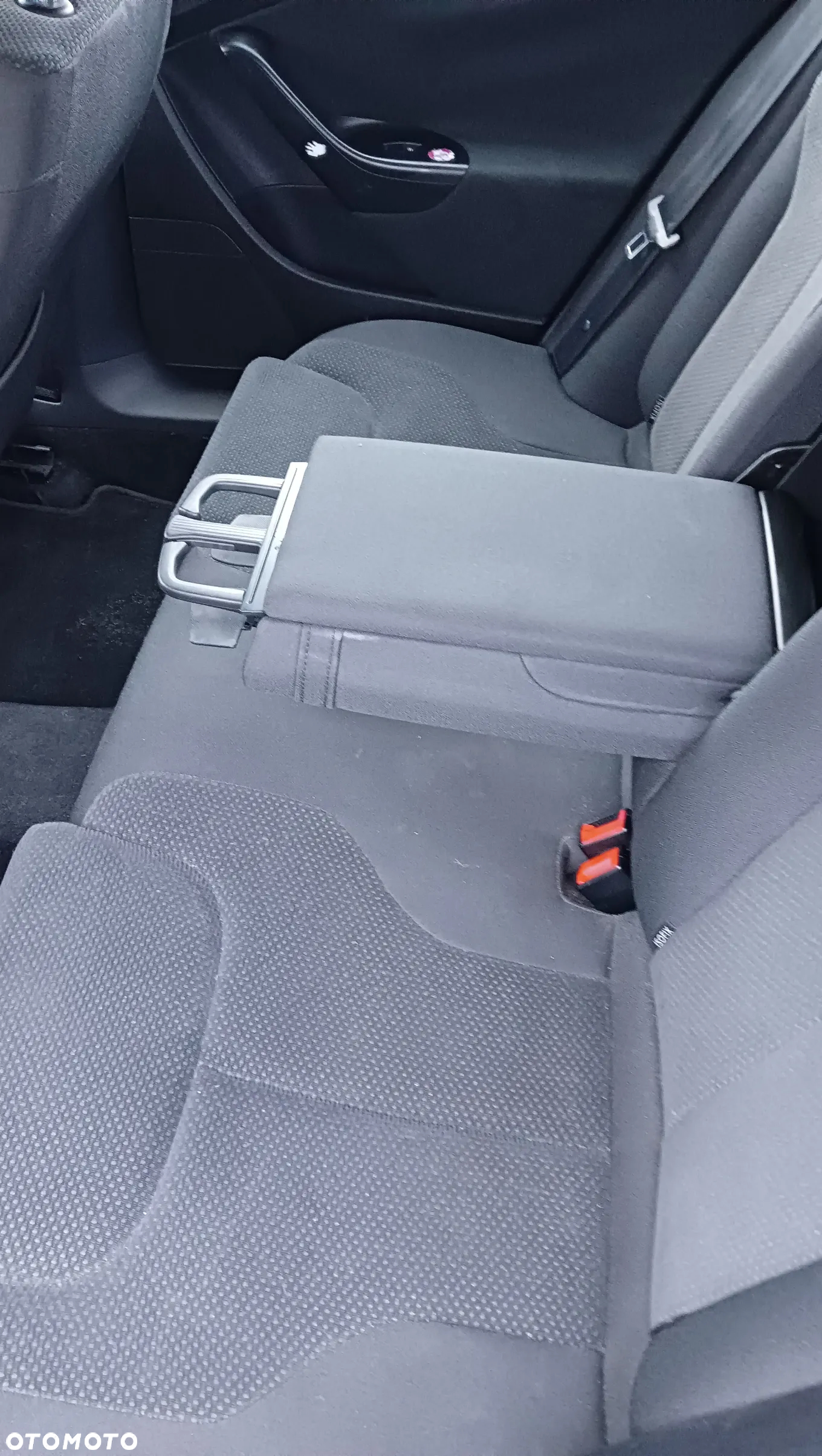Volkswagen Passat 2.0 TDI Comfortline - 14