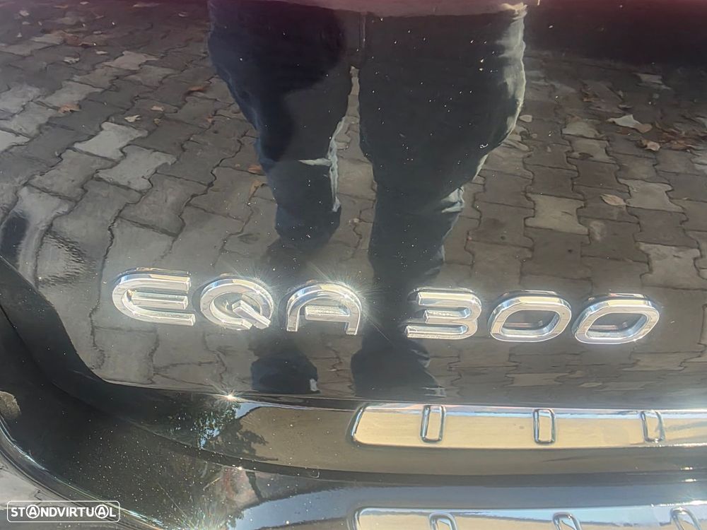 Mercedes-Benz EQA 300 4Matic Progressive - 10