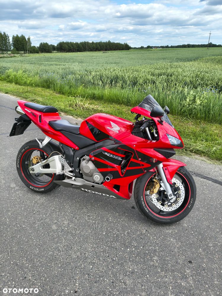 Honda CBR - 1