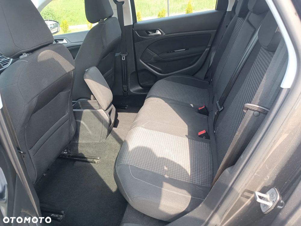 Peugeot 308 - 10