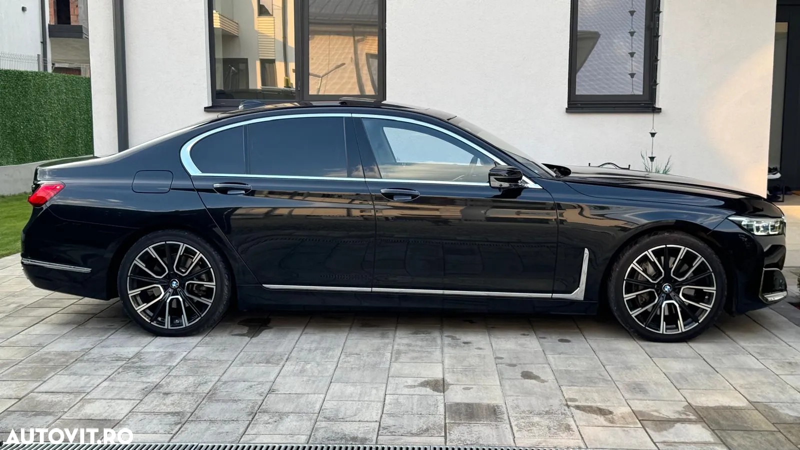 BMW Seria 7 745Le - 12