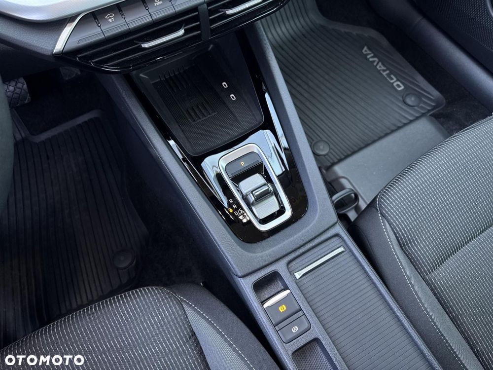 Skoda Octavia - 16