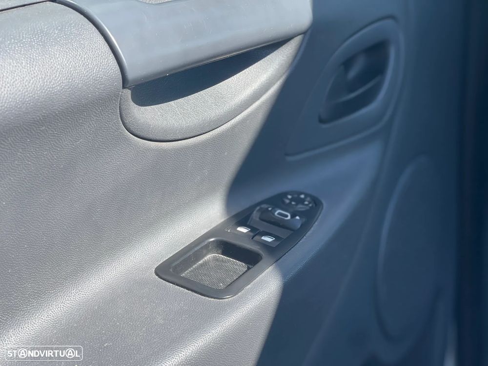 Peugeot EXPERT 2.0 HDI 3 LUG L1H1 C/ AC + EXTRAS - 15