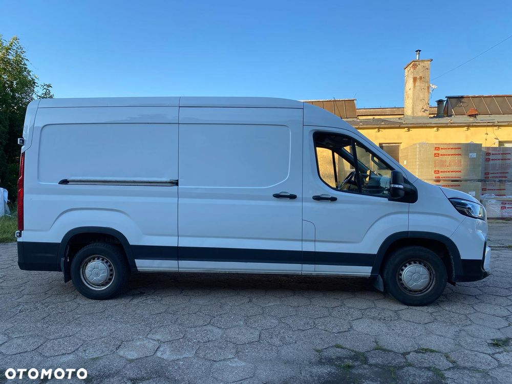 Maxus Deliver 9 - 32