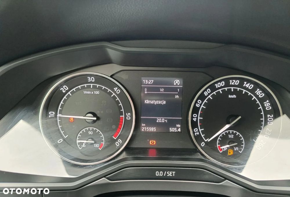 Skoda Superb 2.0 TDI Ambition - 25