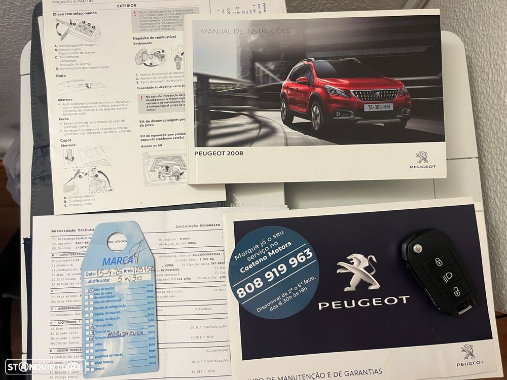 Peugeot 2008 1.2 PureTech Style - 20