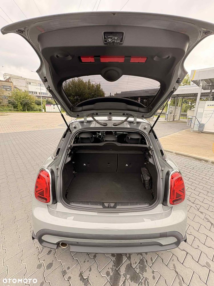 MINI Cooper Standard - 13