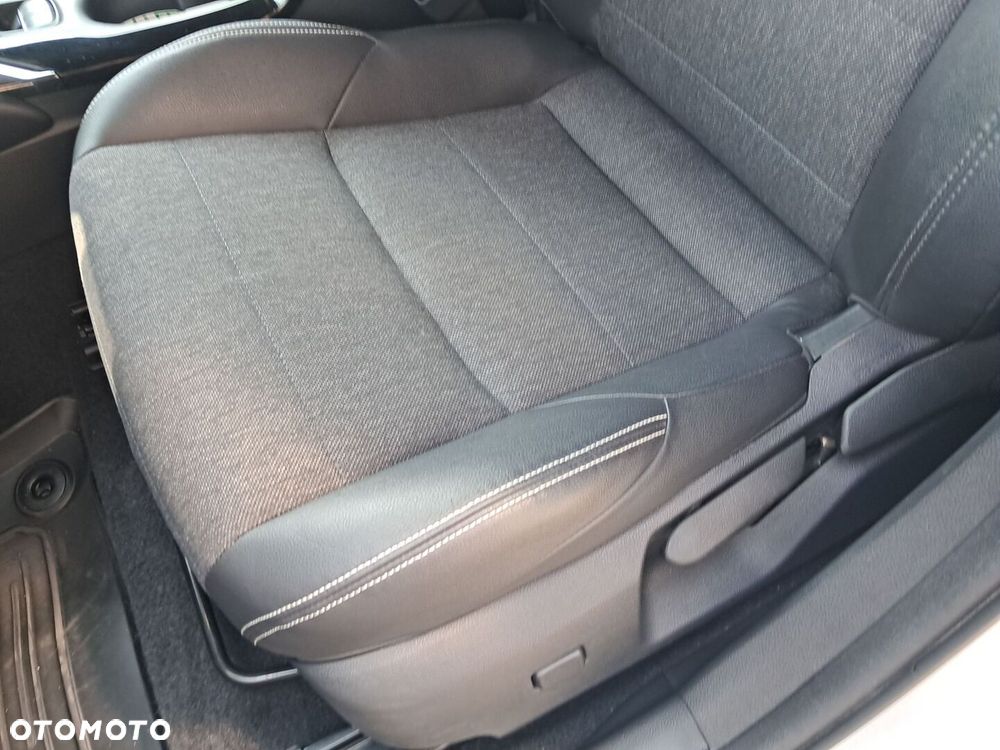 Toyota Corolla 1.8 Hybrid Style - 14