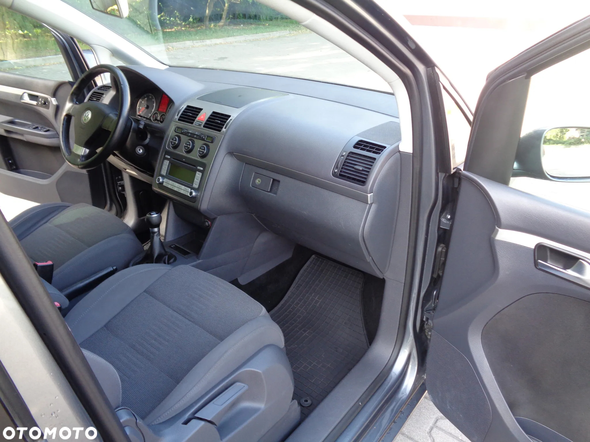Volkswagen Touran 1.4 TSI Comfortline - 16