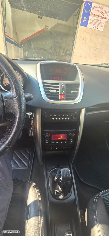 Peugeot 207 SW 1.6 HDi Outdoor - 13