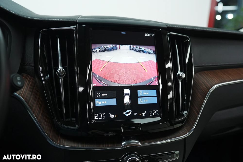 Volvo XC 60 B5 MHEV AWD Inscription - 24