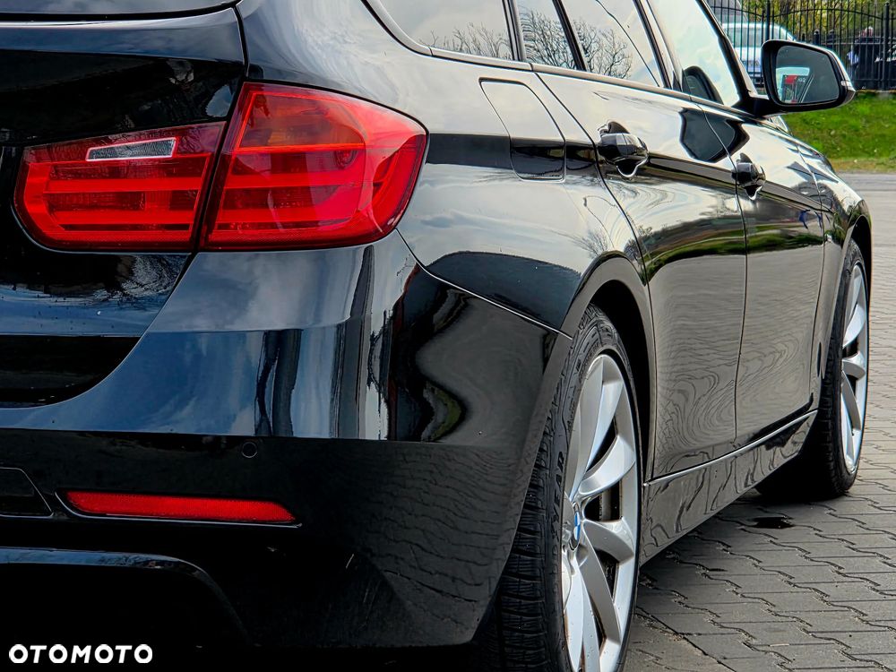 BMW Seria 3 330d Sport-Aut Blue Performance Modern Line - 9