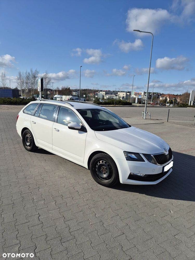 Skoda Octavia - 2