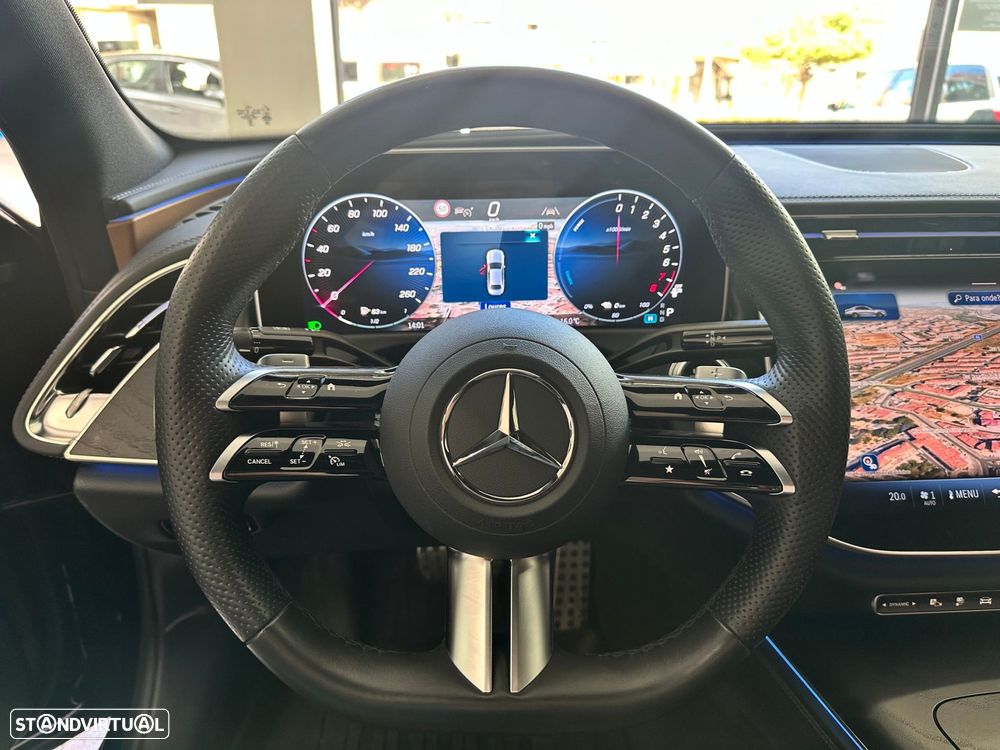 Mercedes-Benz E 300 e 4Matic - 13
