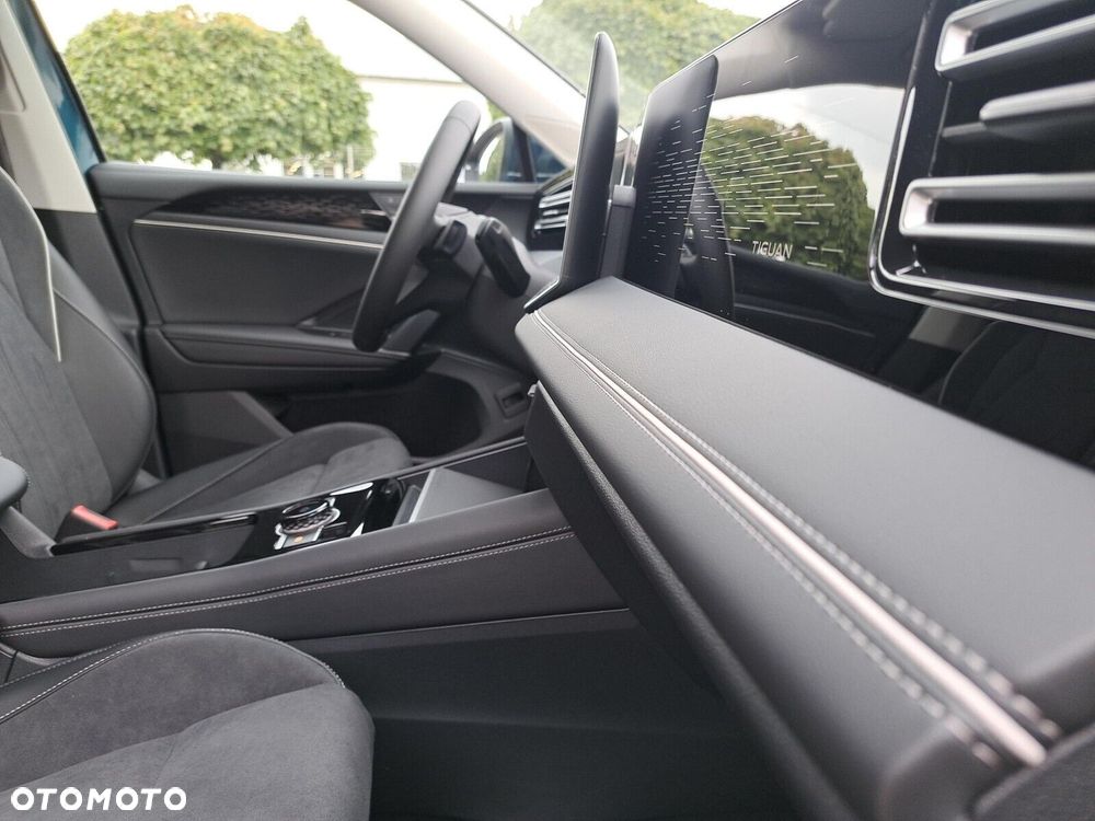Volkswagen Tiguan - 24