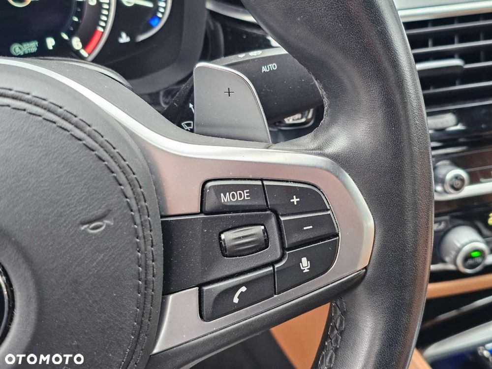 BMW Seria 5 - 30