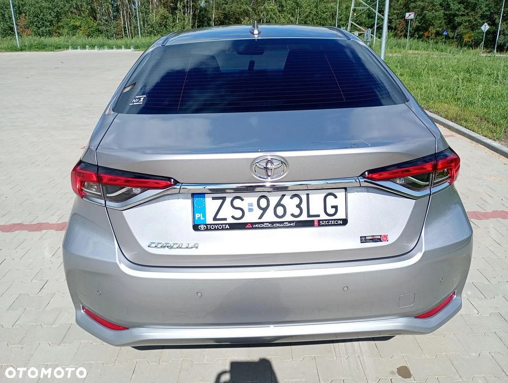 Toyota Corolla 1.6 Comfort - 13