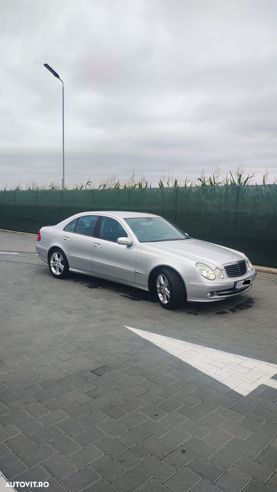 Mercedes-Benz E - 5