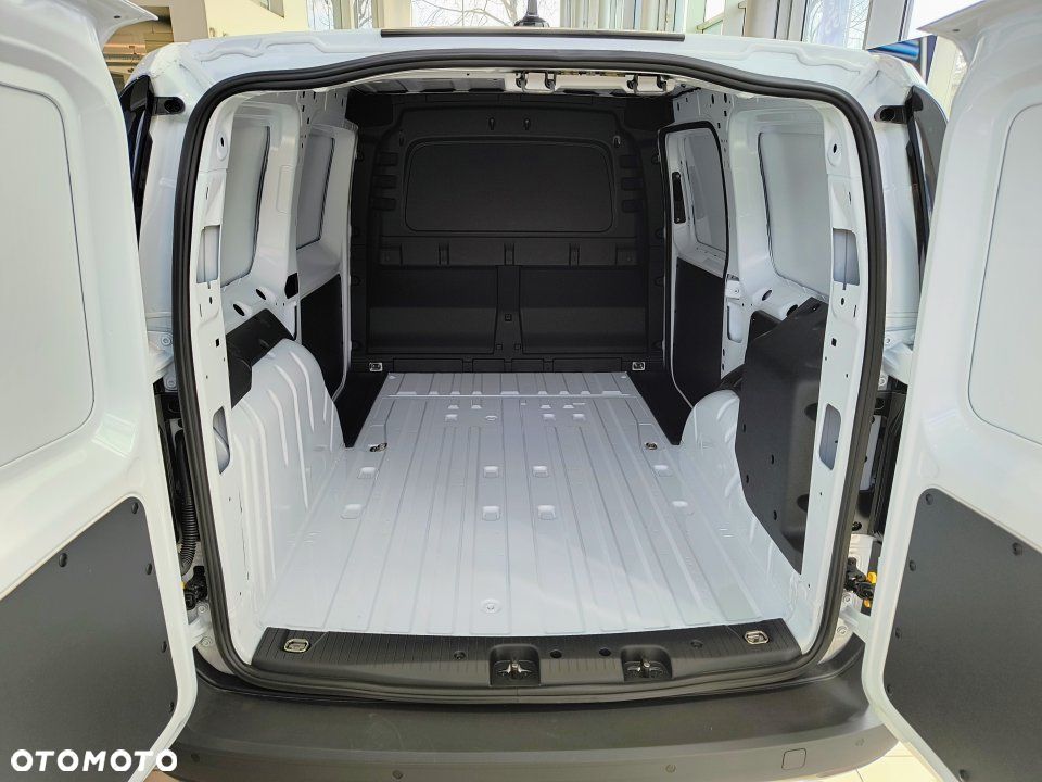 Ford Transit Connect - 8