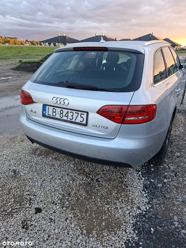 Audi A4 Avant 2.0 TDI Quattro - 4