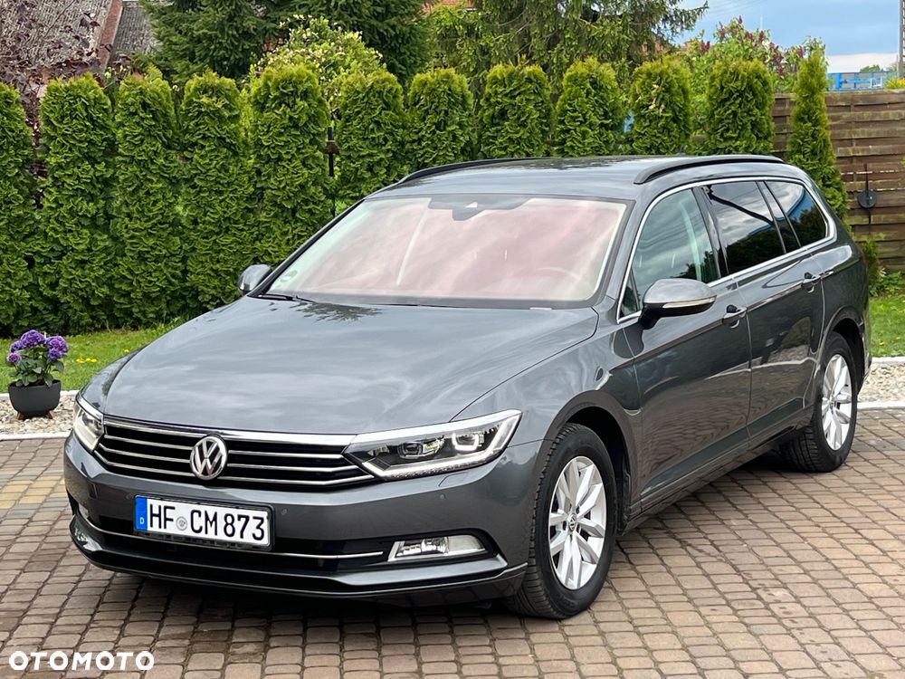 Volkswagen Passat - 4