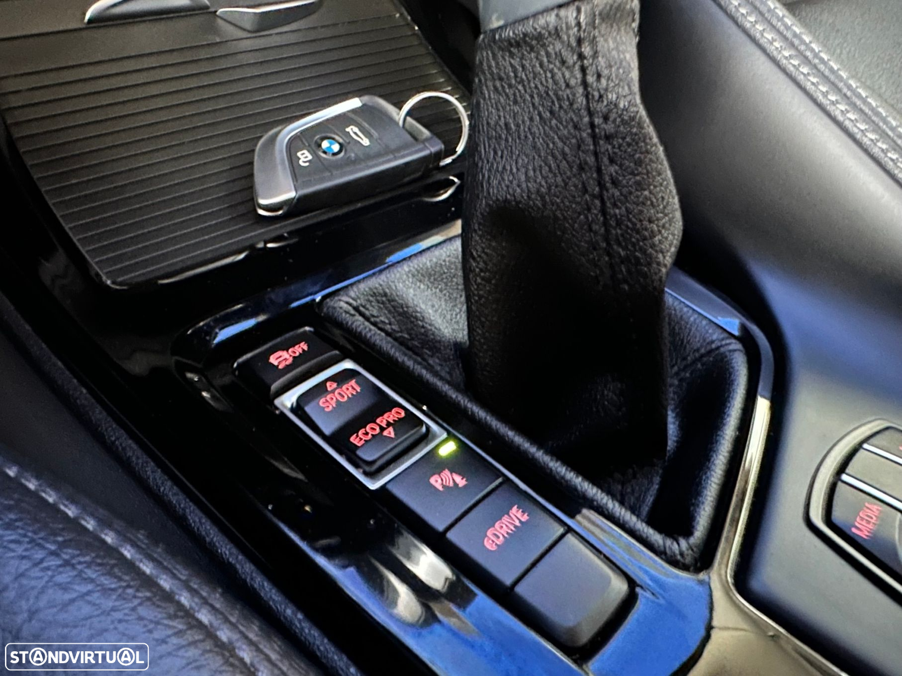 BMW X1 25 e xDrive xLine - 35