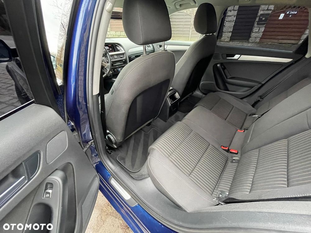 Audi A4 Avant - 9