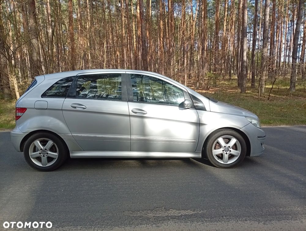 Mercedes-Benz Klasa B 200 CDI Autotronic - 6