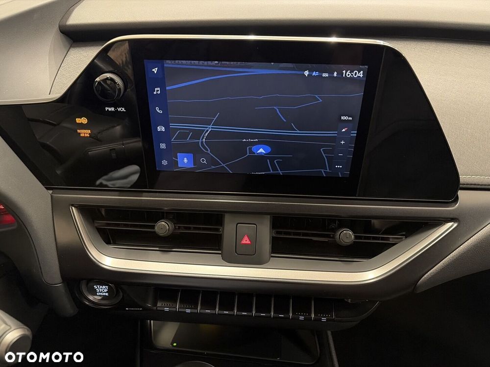 Lexus UX - 16