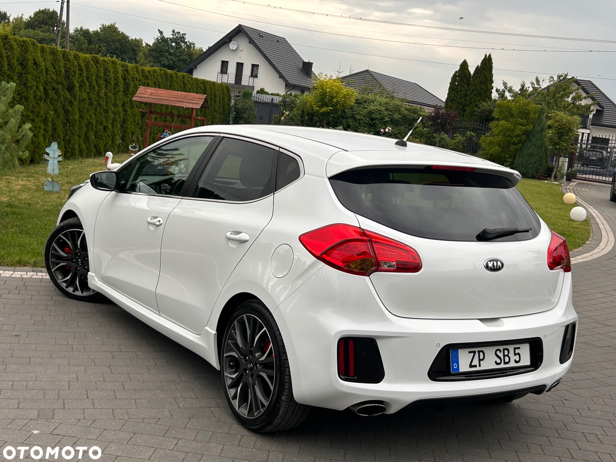 Kia Ceed 1.6 T-GDI GT-Track - 11