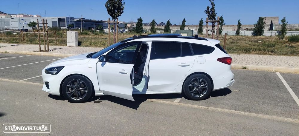 Ford Focus SW 1.0 EcoBoost ST-Line - 12