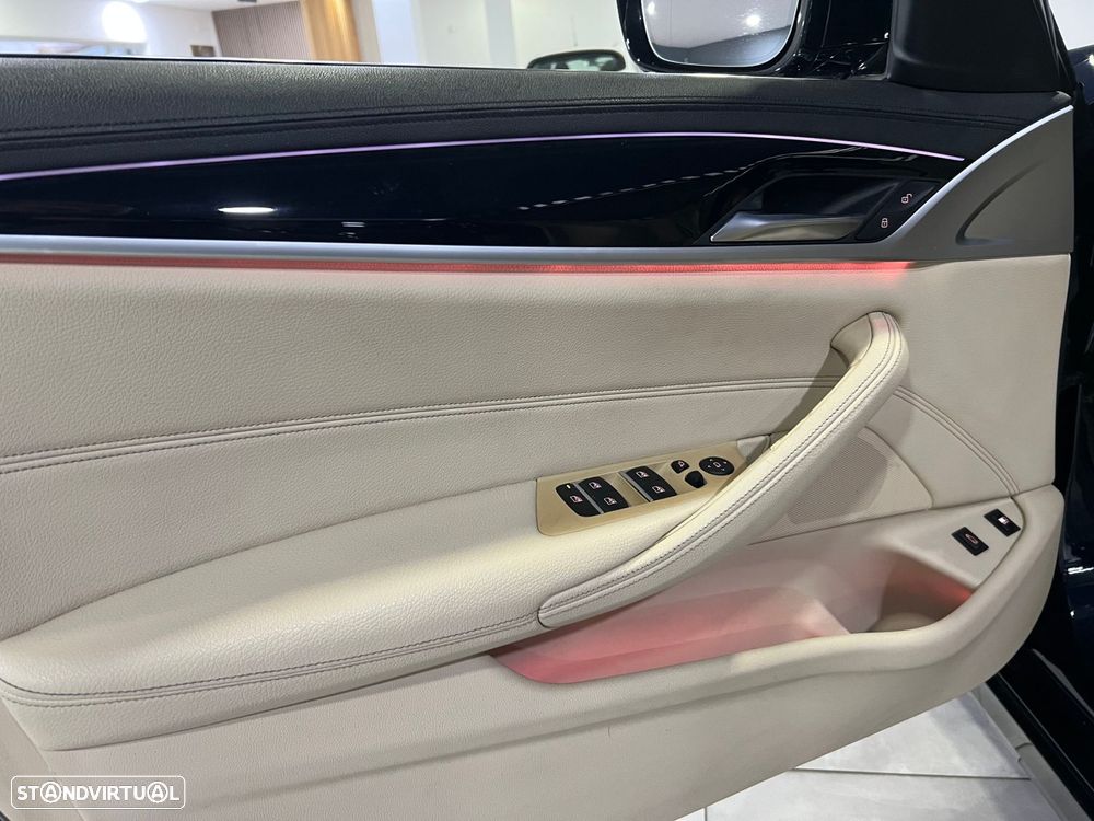 BMW 530 e iPerformance Line Luxury - 25
