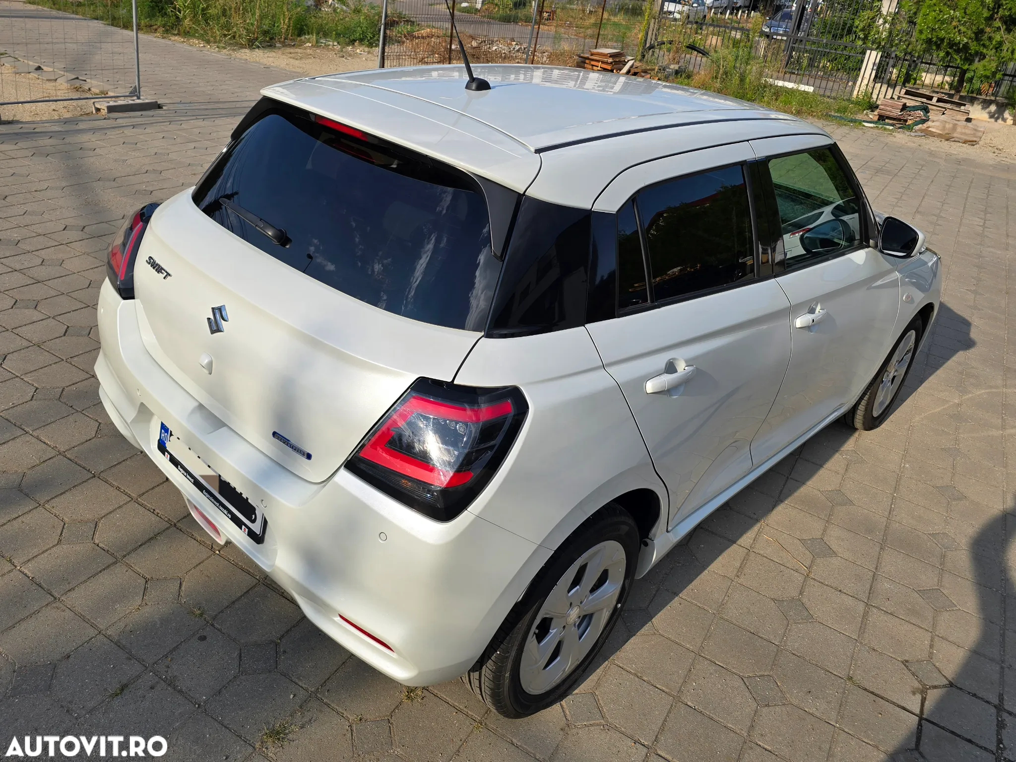 Suzuki Swift 1.2 Dualjet 12V MHEV Passion - 25