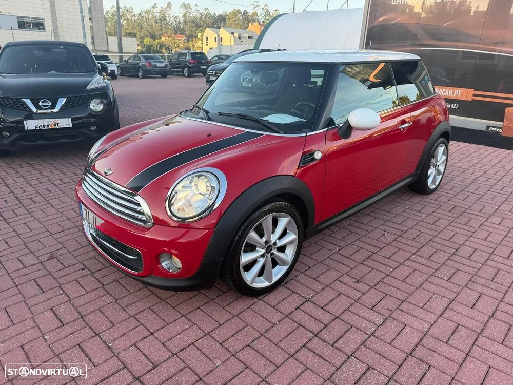 MINI 3 Portas Cooper D foto 2